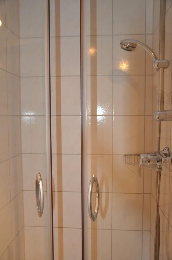 Ferienhaus Pension Sonnenblume Elmenhorst/Lichtenhagen ภายนอก รูปภาพ